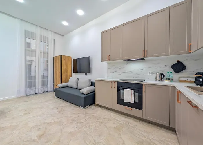 Rynek With Balcony By Bookinghost Appartement