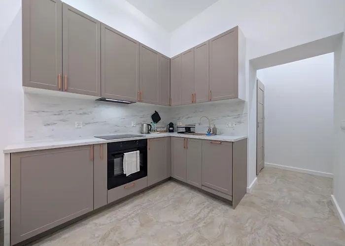 Rynek With Balcony By Bookinghost Breslau